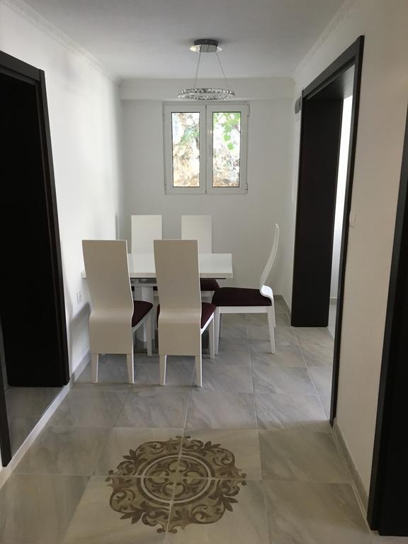 Apollo Apartment Kotor
